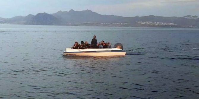 Denizde Mahsur Kalan Mültecilerin İmdadına Sahil Güvenlik Ekipleri Yetişti