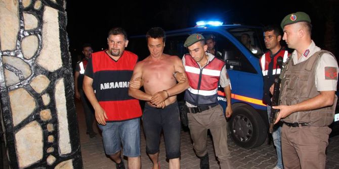 Cinayet Zanlısı 14 Gün Sonra Tatil Yaparken Yakalandı