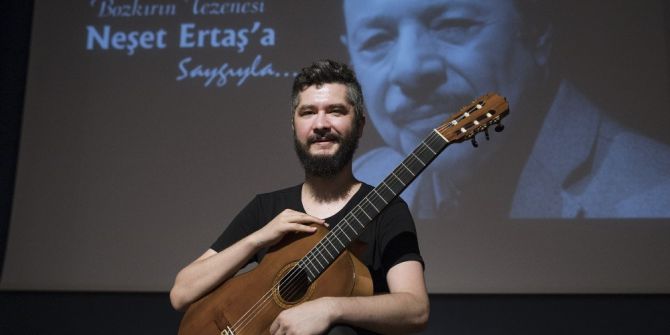 Büyük Usta Neşet Ertaş Tez Oldu