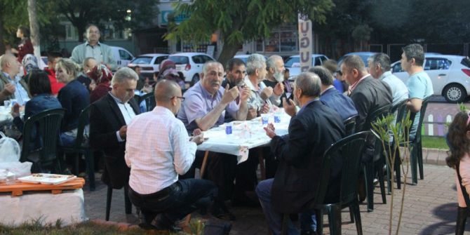 Chp Çan İlçe Teşkilatından İftar Yemeği