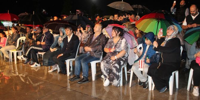 Maltepe’de Ahmet Özhan Coşkusu