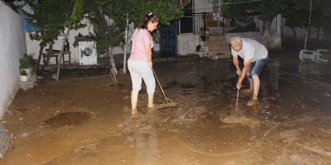 Aydın’da Evleri Jeotermal Suyu Bastı