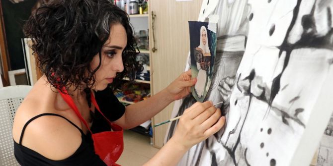 Herkes Unuttu, Ressam Yıllar Sonra İlginç Bir Yöntemle Karşılarına Çıkardı