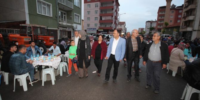 Beyşehir’de Mahalle İftarlarında Mehter Coşkusu