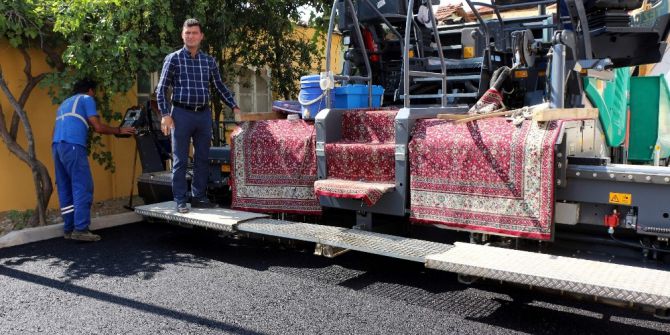 Germencik Belediyesi 7 Eylül Mahallesinde Asfaltlama Çalışmalarına Başladı