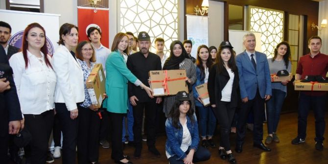 Başkan Doğan Şehit Çocuklarına Hediyeler Verdi