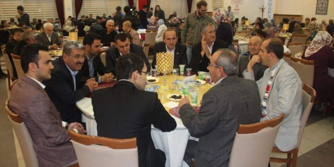 Aslanapa Belediyesinden İftar