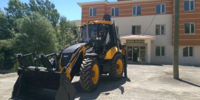 Türkiye Belediyeler Birliğinden Esendere’ye Hibe Araç