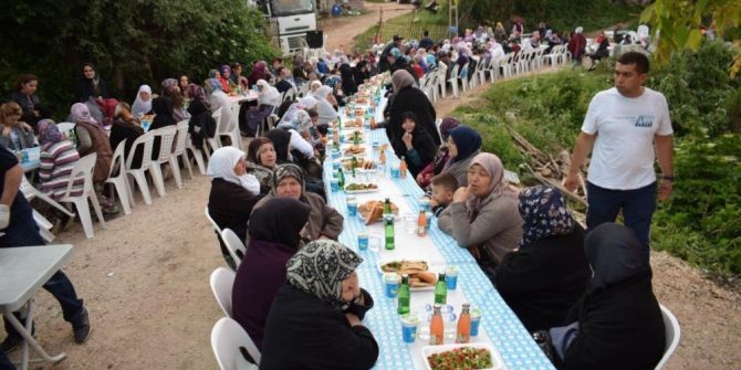 Tekeciler Mahallesinde Toplu İftar