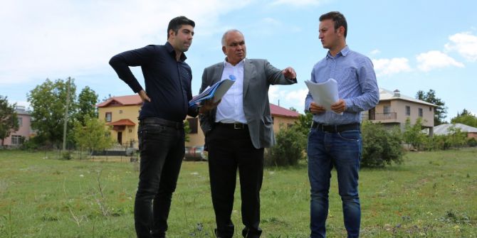 Erdemli Belediyesi, Avgadı Yaylasına Tenis Kortu Yapıyor