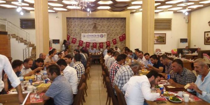 Sendika Üyeleri İftarda Buluştu