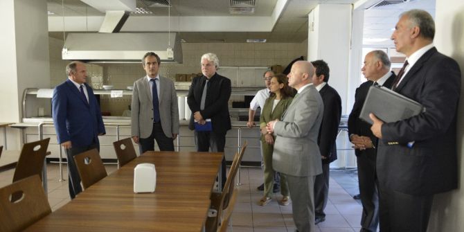 Rektör Özer Tıp Fakültesi Binasını Gezdi