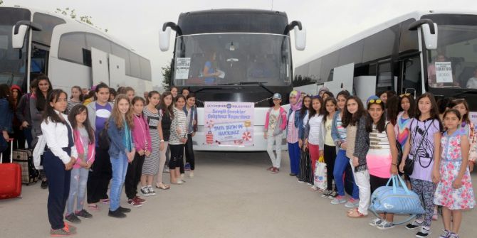 Büyükşehir Belediyesi Başarılı Öğrenciler İçin Kamp Düzenledi