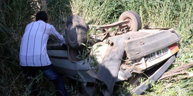 Otomobil Köprüden Uçtu: 8 Yaralı