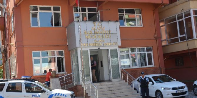 Alaplı’da 5 Gram Bonzai Ele Geçirildi