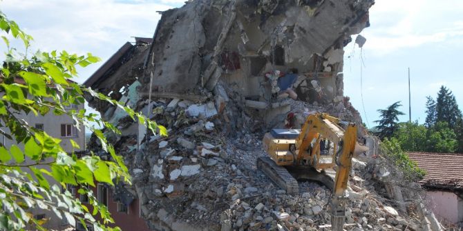 Edirne Öğretmenevi Binası Yıkıldı