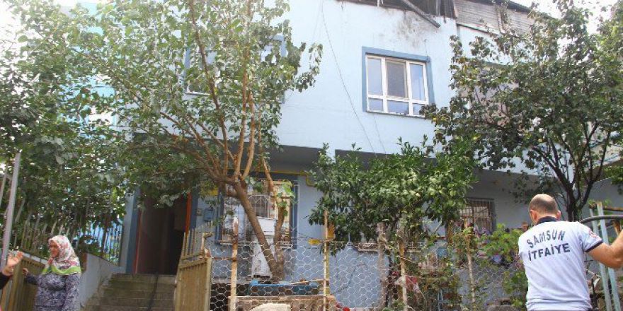 Samsun’da Çatı Yangını Korkuttu