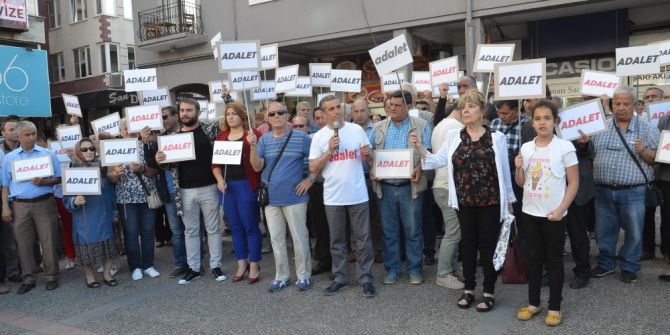 Chp’den ‘Adalet İçin Duralım’ Eylemi