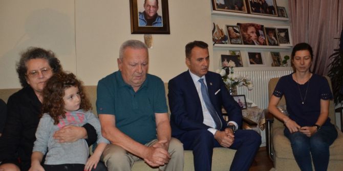 Beşiktaş, Şampiyonluk Kupasını Vefa Müdüre Getirdi