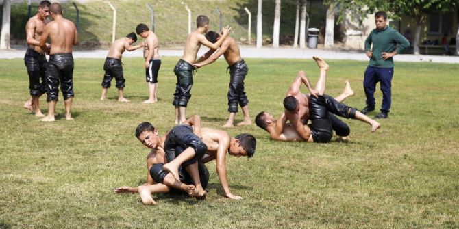 Döşemealtı’nın Minik Pehlivanları Kırkpınar’a Hazırlanıyor