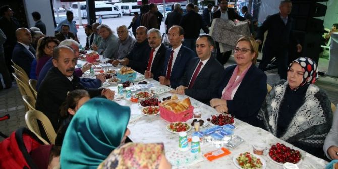 Konak’tan Şaphane’ye Kardeşlik Sofrası