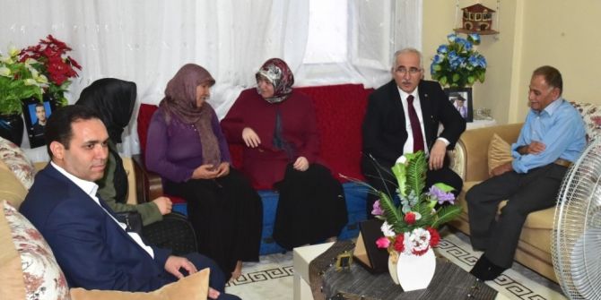 Vali Tuna İftarda Şehit Ailesine Konuk Oldu