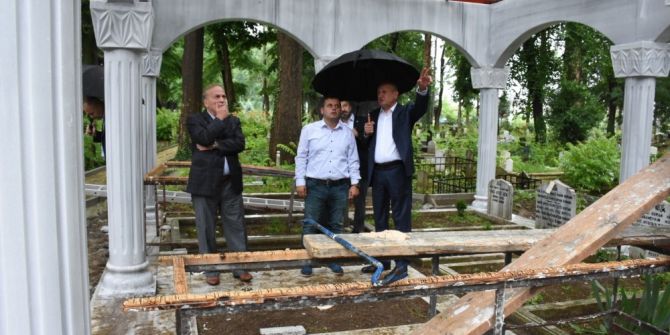 Türbe İnşaatı Hızla İlerliyor