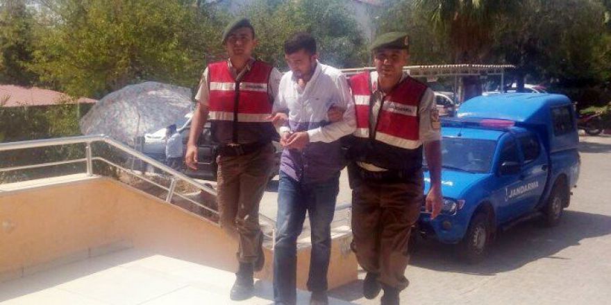 Evlerden Hırsızlık Yapan Zanlı Sazlık Alanda Yakalandı