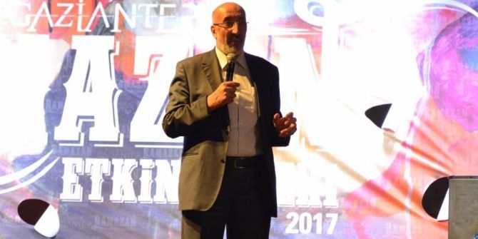 Gazeteci-yazar Dilipak Ramazanı Anlattı