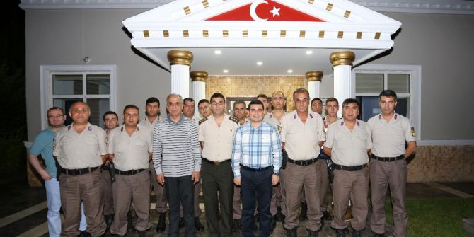 Tütüncü Asker İle Sahur Yaptı