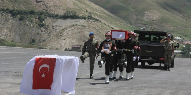 Şehit Yüzbaşı İçin Uğurlama Töreni