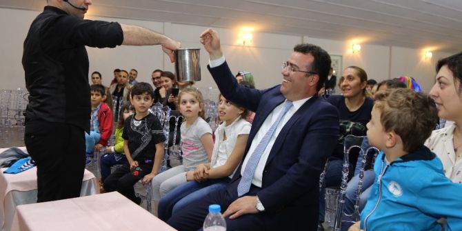 Kerem Eser Atakum’da Sahneye Çıktı