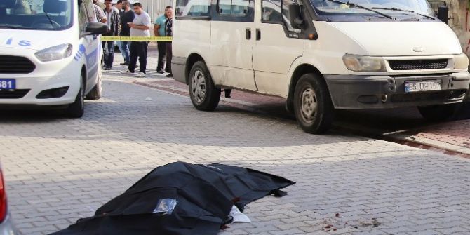 Esenyurt’taki Dehşette "Töre Veya Namus Cinayeti" Şüphesi