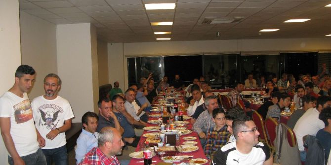 İzmit Yetiştirme Yurdu Öğrencilerini Buluşturan İftar