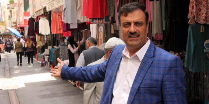 Çarşı Pazarda Bayram Telaşı Başladı