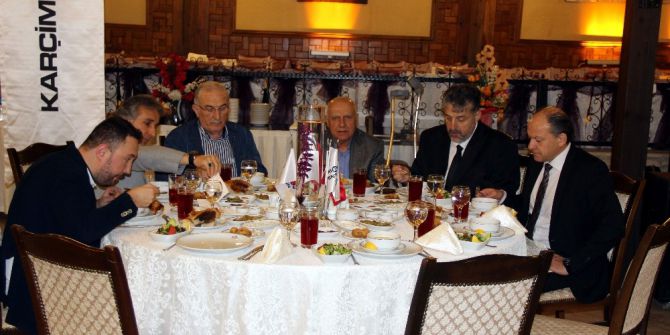 Karçimsa’dan İftar Yemeği