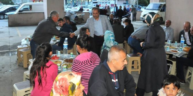 Başkan Akkaya’dan Belediye Personeline İftar Yemeği