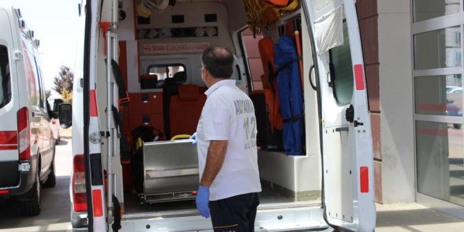 Hafif Ticari Aracın Çarptığı Kadın Yaralandı