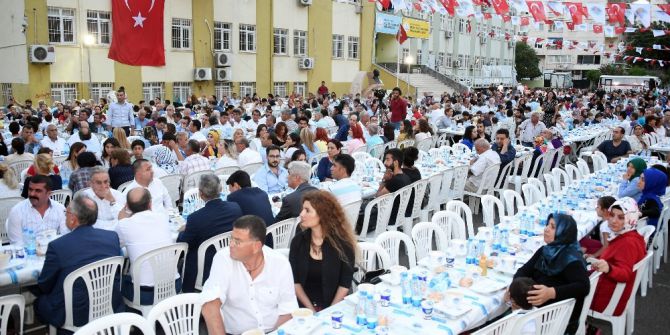 İftar Sofraları Mezitli’de Kuruldu