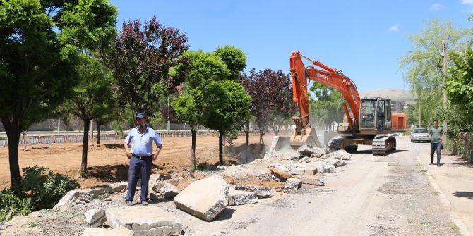 Bitlis Belediyesinden Eşzamanlı Çalışma