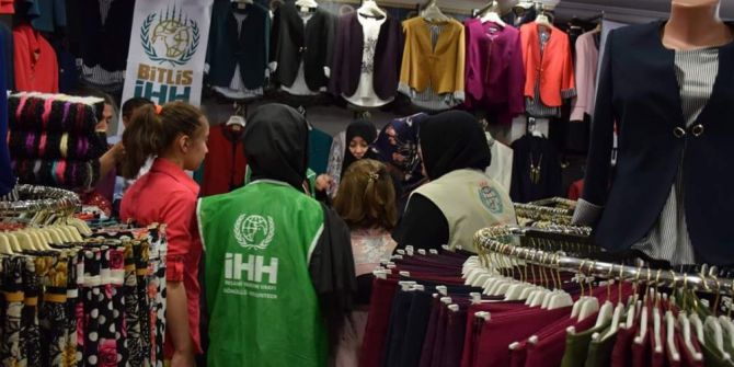 Bitlis’te İftar Ve Yetim Giydirme Programı