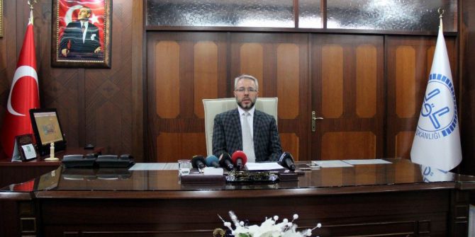 İl Müftüsü Şahin Güven: “Kadir Gecesi Değerini Kur’an’dan Almıştır”