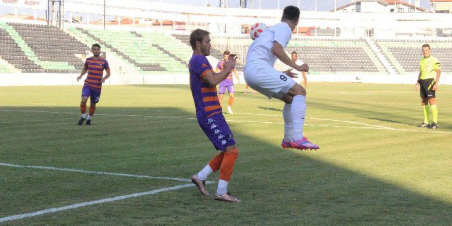 Denizlispor Yeni Sezonda Taraftarına Umut Vermedi