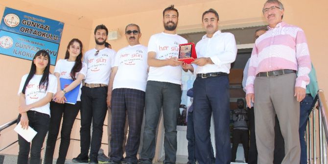 News Pdr Grubundan 150 Öğrenciye Bayram Hediyesi