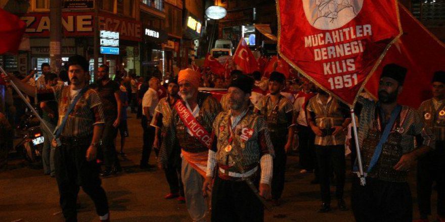 Kilis’te Şehit Astsubay Ömer Halisdemir’e Saygı Yürüyüşü
