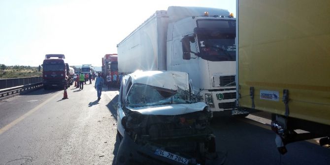 Tem’de Zincirleme Kaza: 1 Yaralı