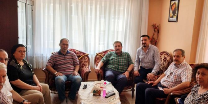 Şehit Öğretmen Aybüke Yalçın’ın Baba Evine Meslektaşlarından Ziyaret