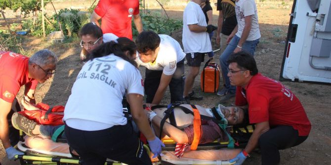 Ölüdeniz’de Motorlu Yelken Kanat Düştü: 2 Yaralı