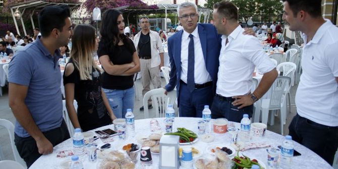 Adliye Çalışanları İftarda Buluştu