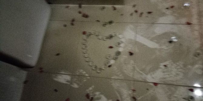 Sevgilisi İçin Az Kalsın Evi Yakıyordu